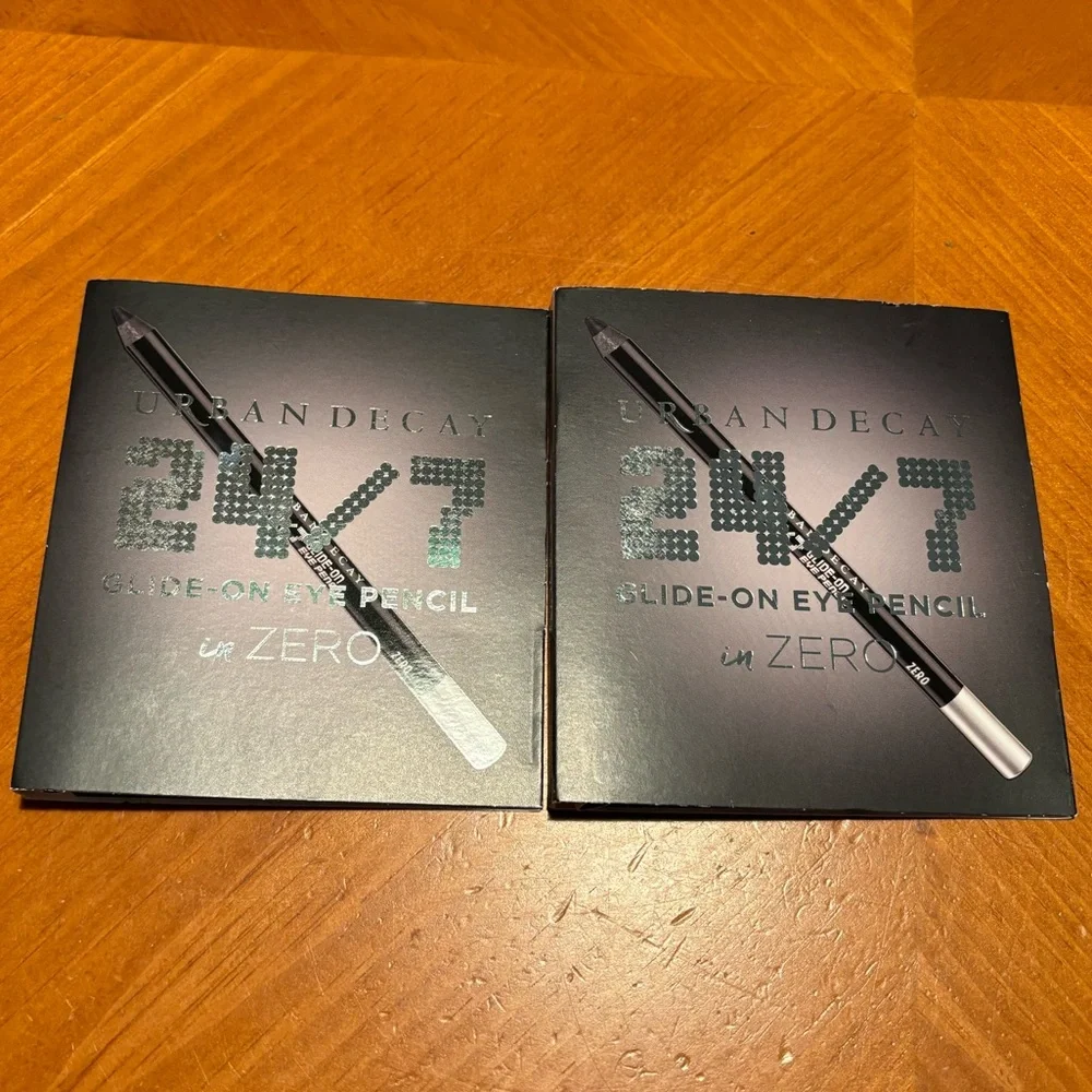 2 Urban Decay 24/7 Glide-On Eye Pencils